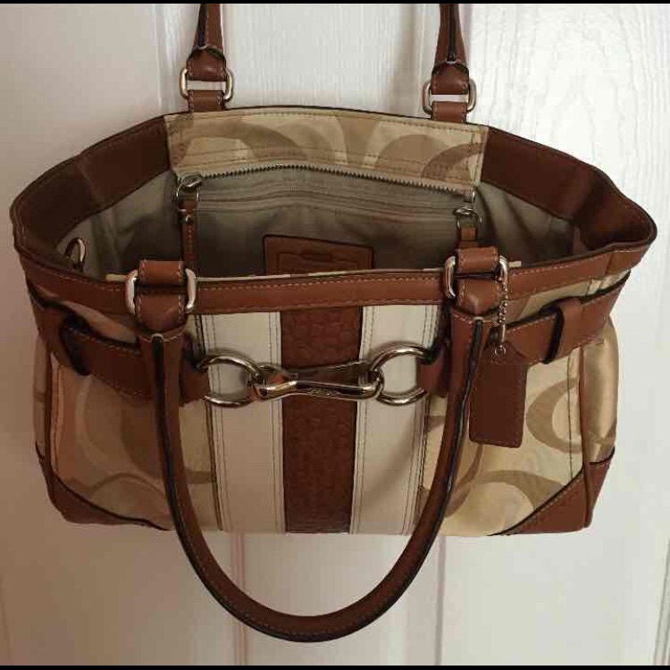 Coach Hampton Satchel / Authentic